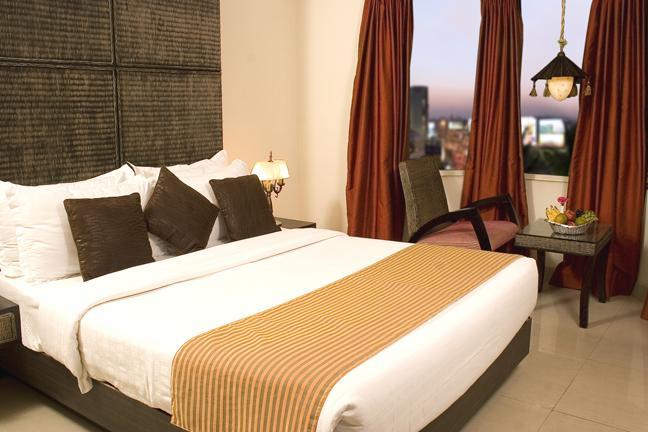Shilton Royale Hotel Bangalore Luaran gambar